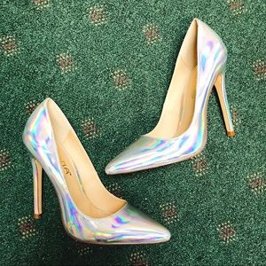 Sample Sale: holographic pump!
